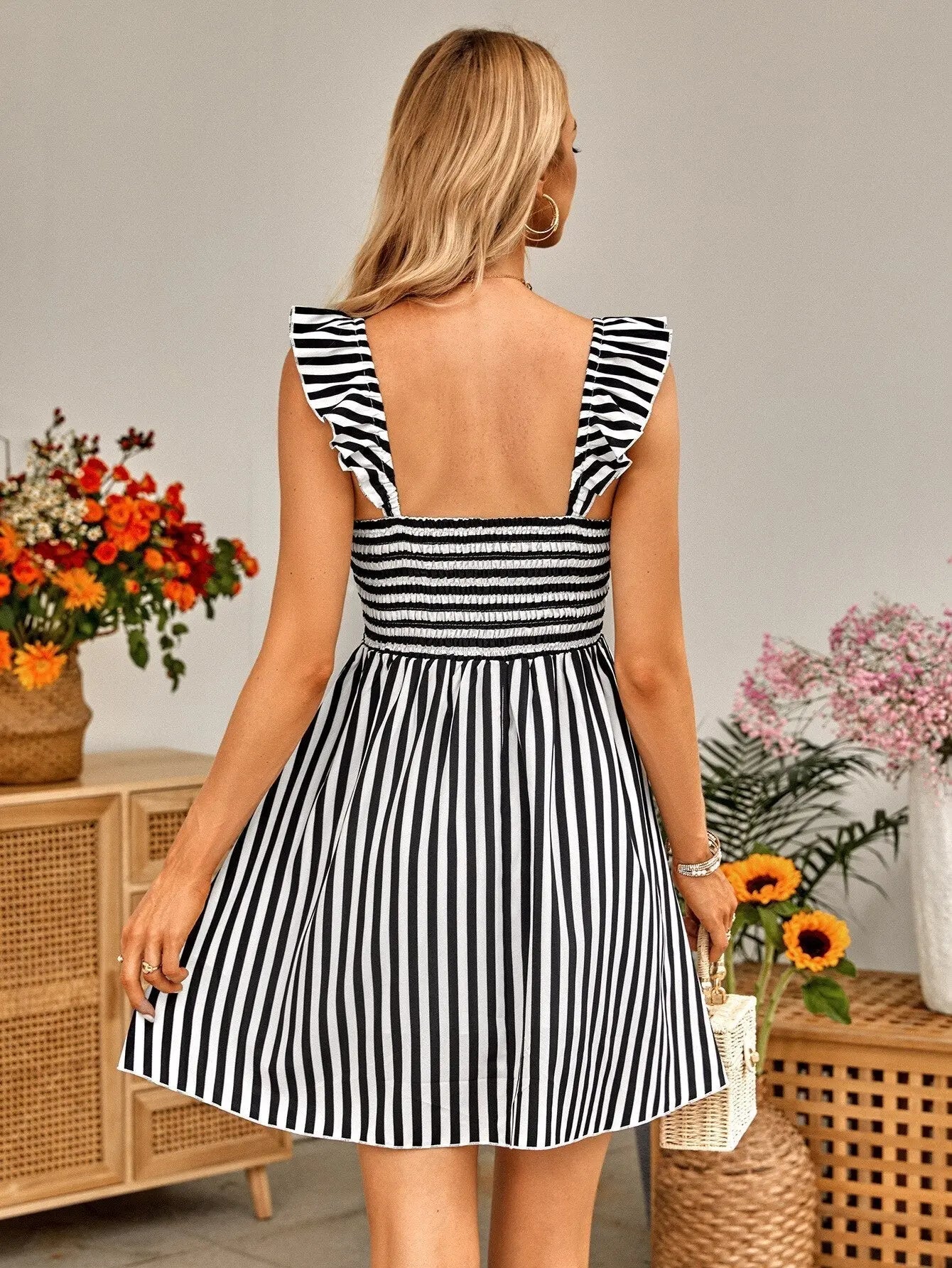 SheHori - Elegant Mini Dress Mini Dress streetwear fashion, outfit, versatile fashion shehori.com
